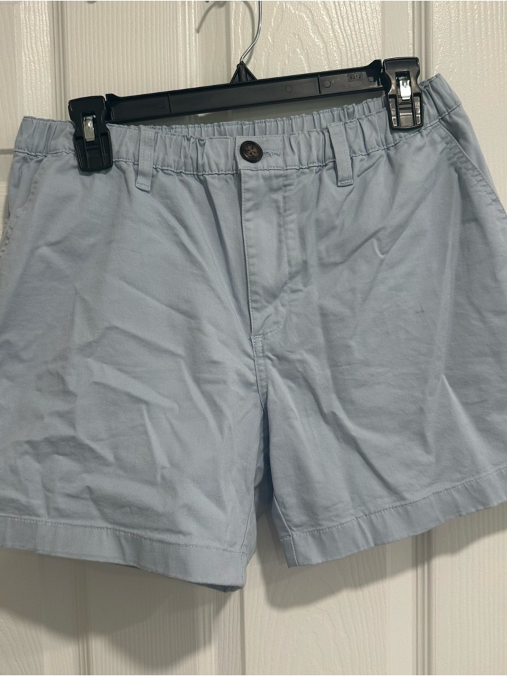 chubbies Light Blue Flat Front Elastic-Waist Shorts